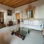 Casa Giu *