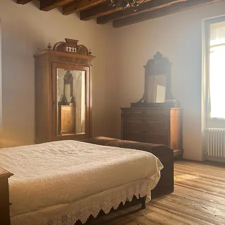 Casa Giu *